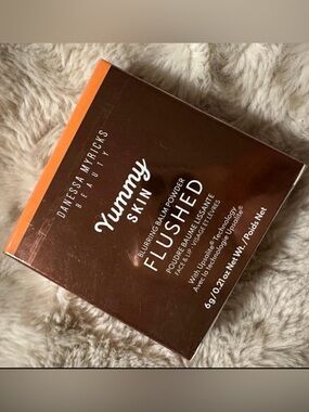 Danessa Myricks Yummy Skin Blurring Balm Powder Flushed Blush Bellini New Sealed